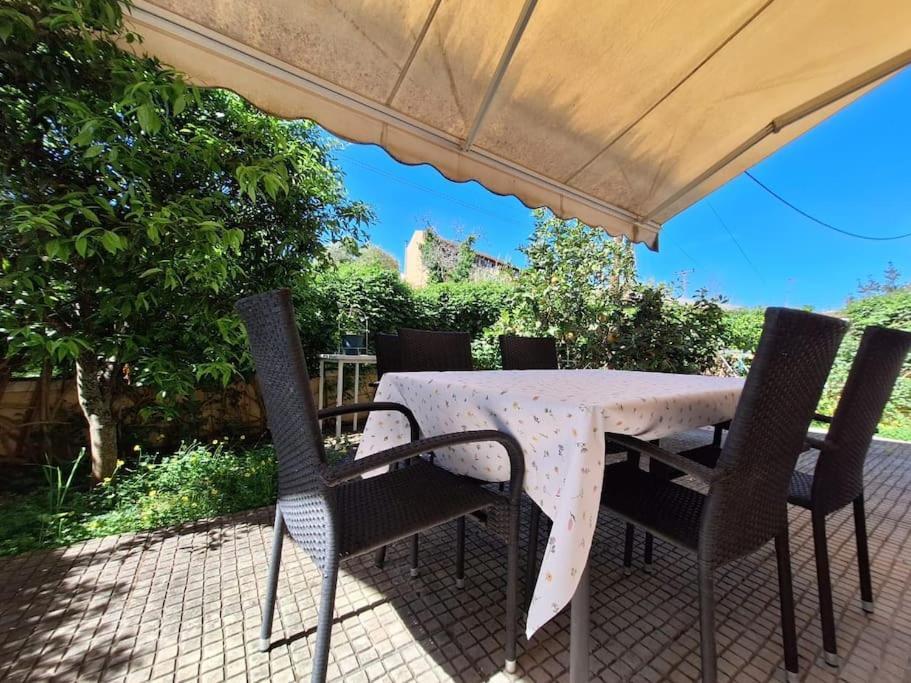 شقة Family House Corfu  المظهر الخارجي الصورة